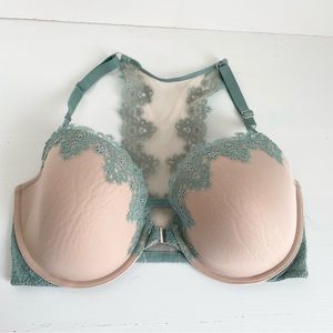 Victoria’s Secret lace detailed bra